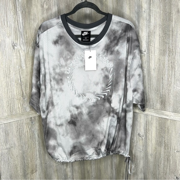 Nike Icon Clash Mesh Active Women’s Top - Picture 2 of 9